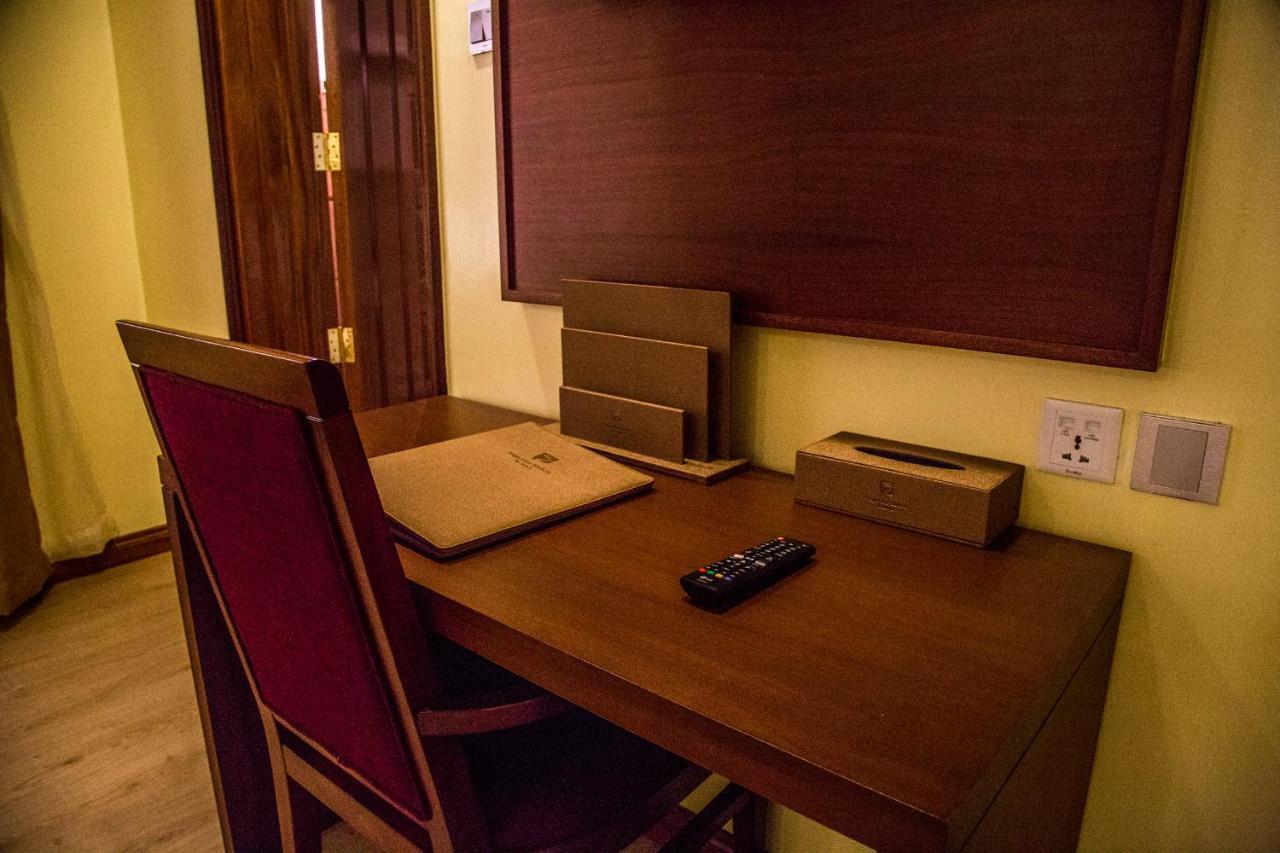 Lake Naivasha Resort Экстерьер фото